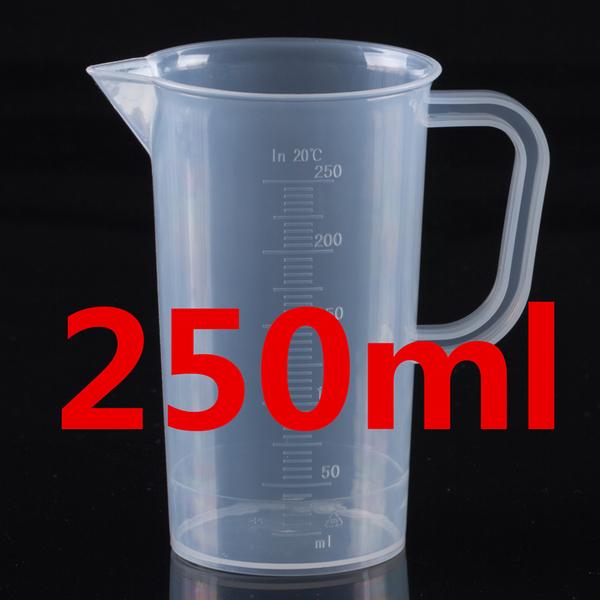 Ca đong bằng nhựa có chia vạch 250ml