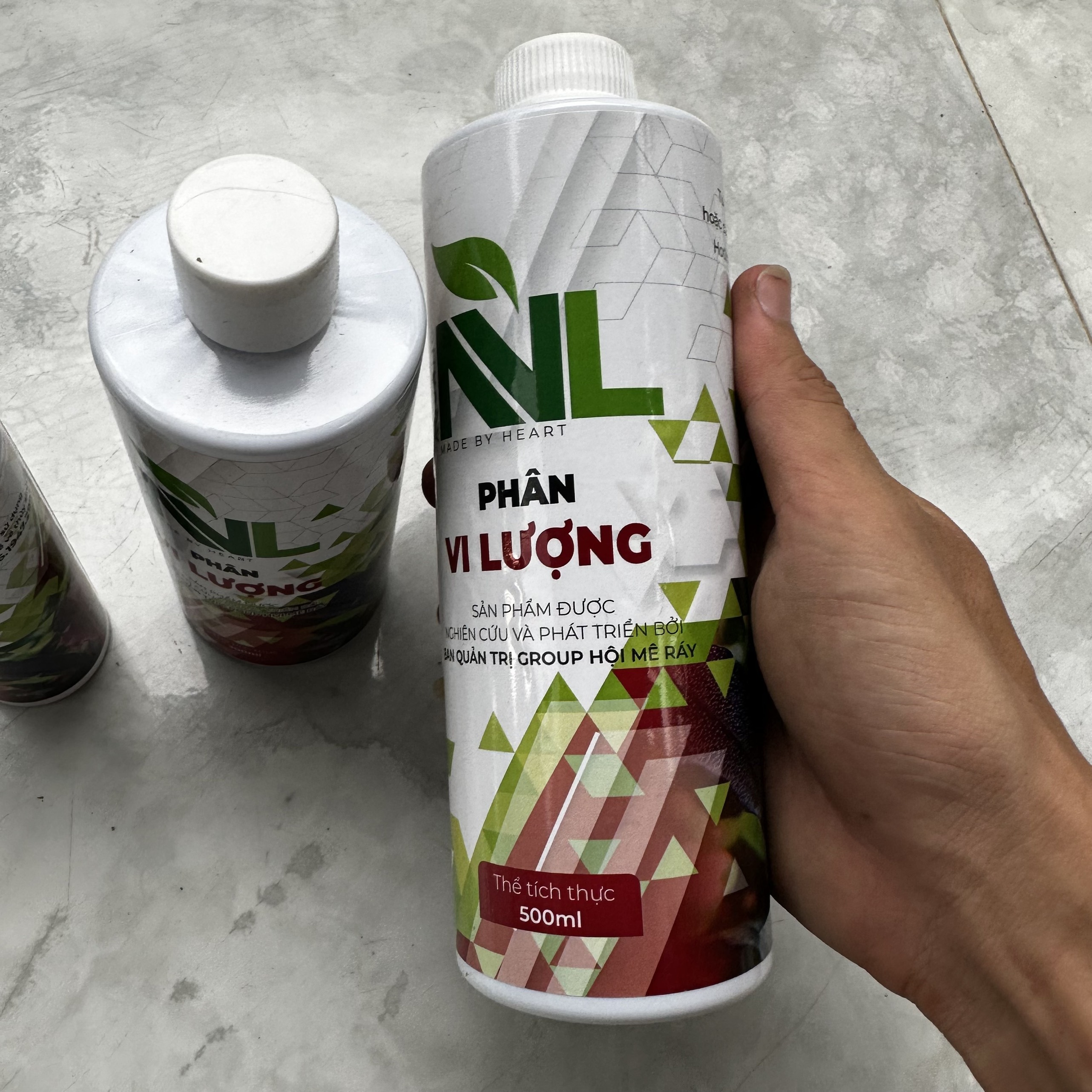 Phân nước vi lượng thủy sinh NVL