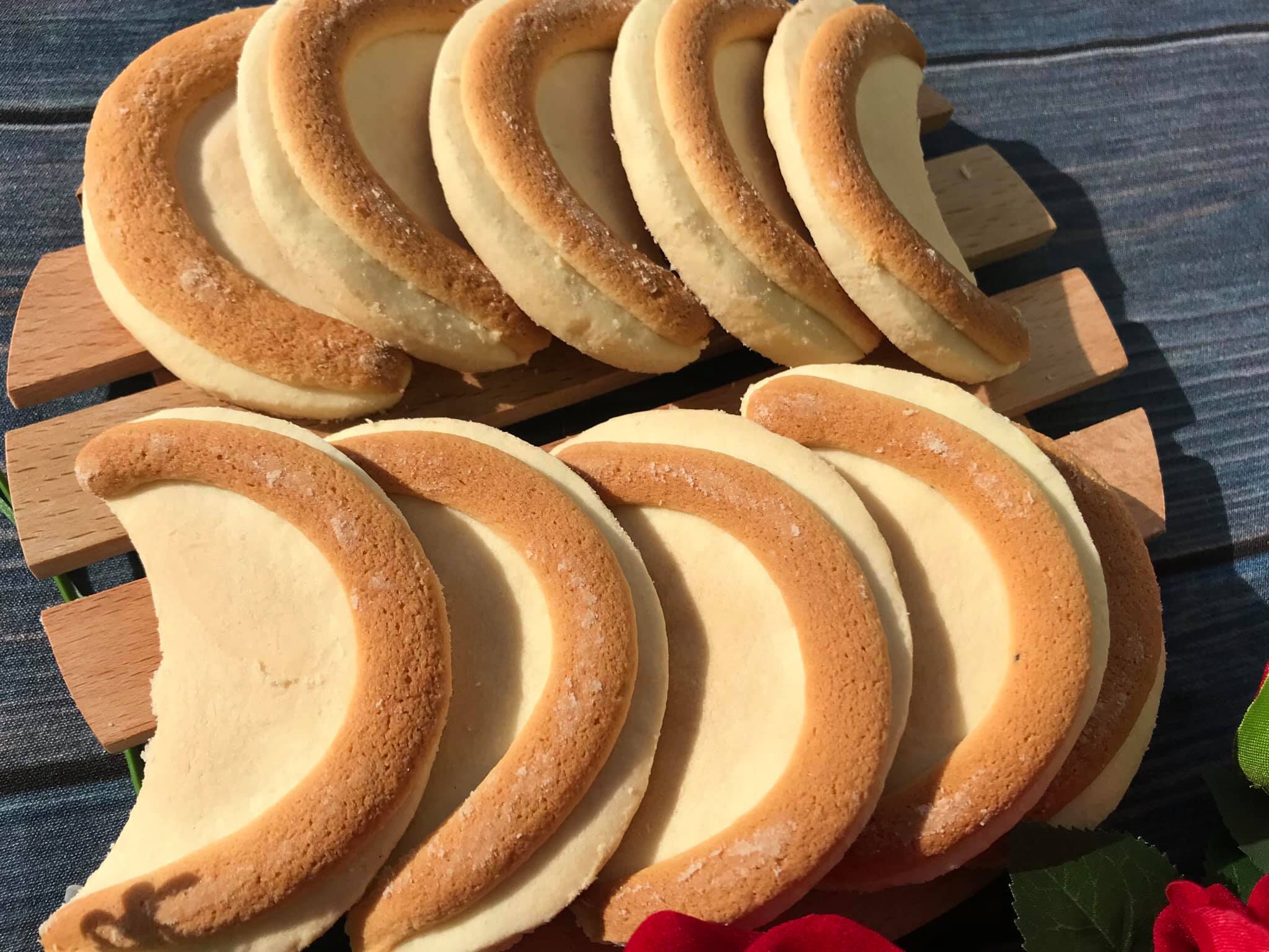 [HCM]Bánh lưỡi liềm ( bánh mặt trăng ) 500gr