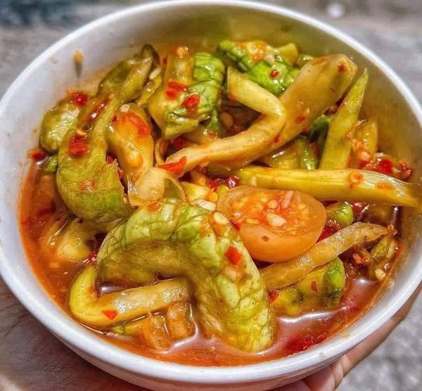 Mắm Dưa Cà Giòn Ngon Chuẩn Vị Miền Trung