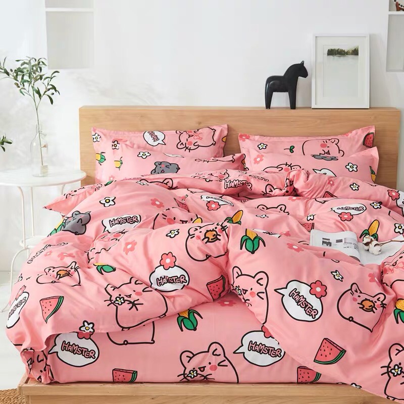 [HÀNG HÈ 2022]  Bộ 4 món Chăn Ga Gối Cotton Poly-  HAMSTER HỒNG( 1 ga + 2 gối nằm + 1 vỏ chăn), chất liệu mềm mại, màu sắc tươi tắn, CÓ ẢNH THẬT