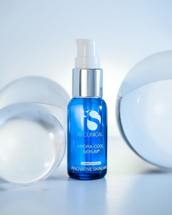 [FreeshipMAX] Serum Hydra Cool IS CLINICAL cấp nước dịu da