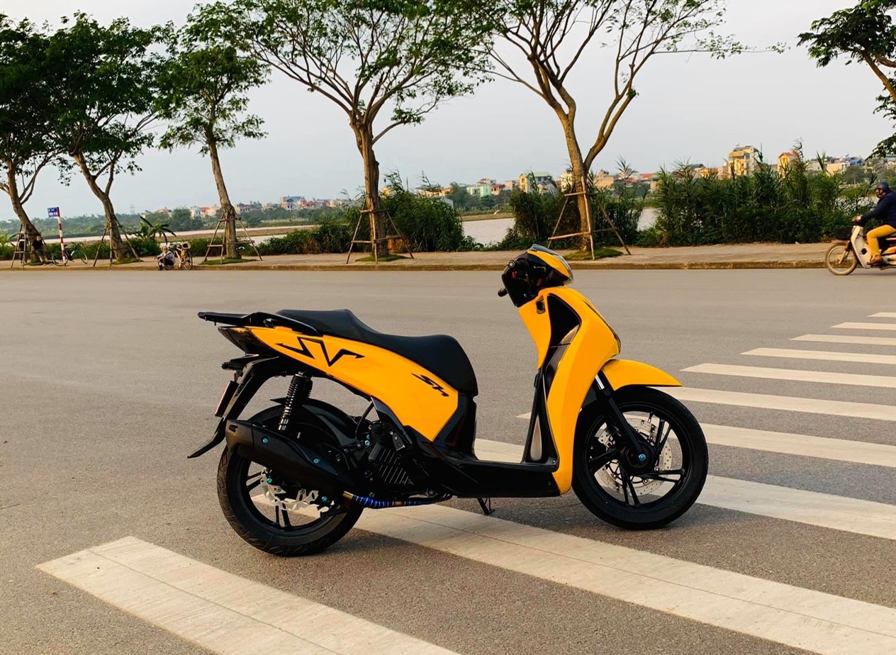 Tem trùm SH vàng - Độ dán team trùm decal xe máy SH vàng - Team trùm decal xe máy SH rẻ đẹp và chất