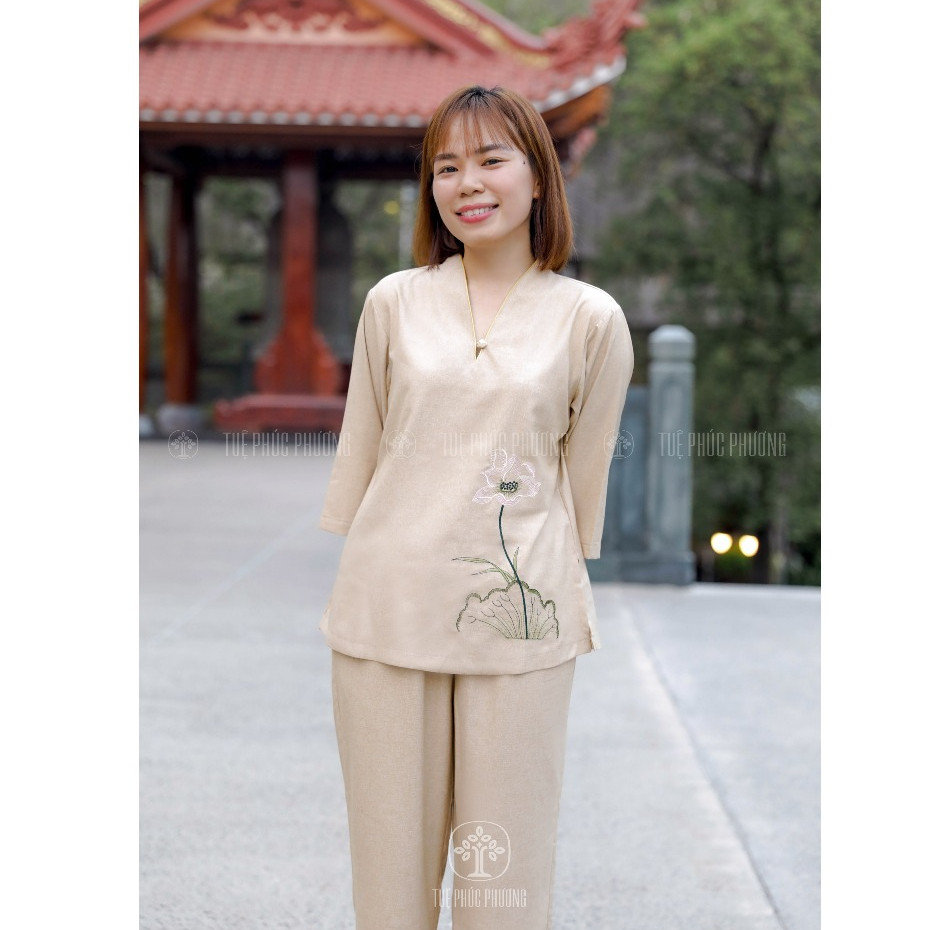 Pháp phục thêu sen linen cao cấp Tuệ Phúc Phương