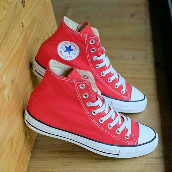 Giày Converse Màu Đỏ Cao Cổ Thấp Cổ (Thanh Lý Giá Rẻ)