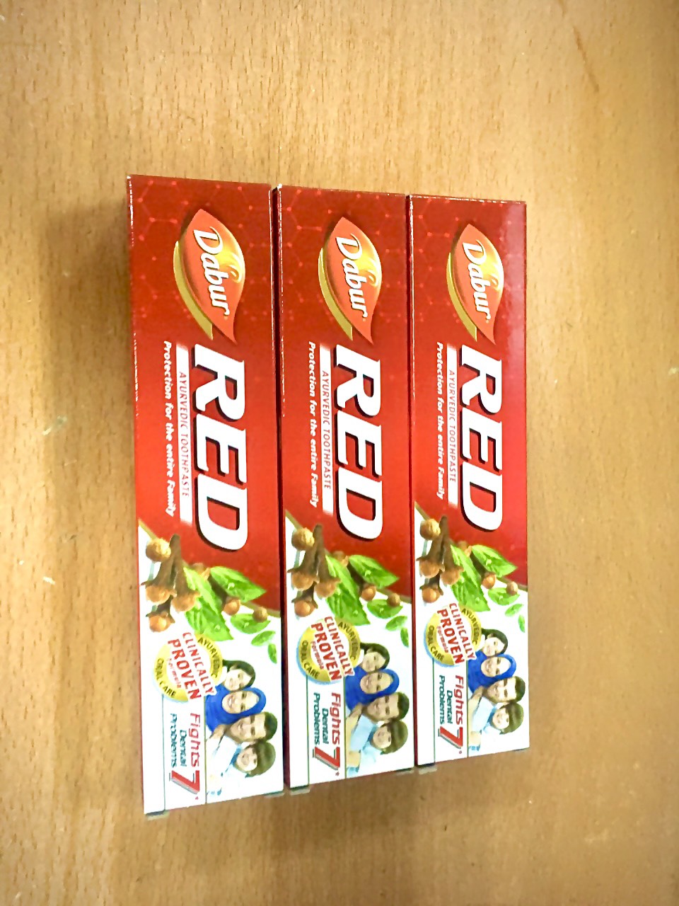 Kem đánh răng Dabur Red 100g/200g