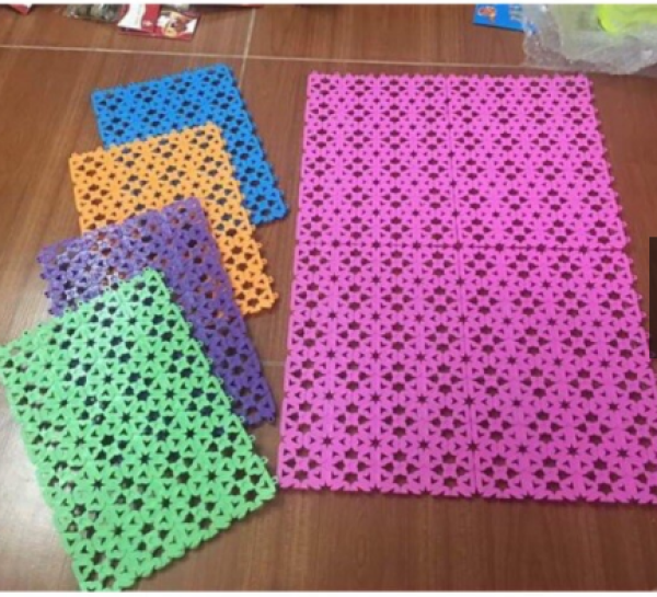 Tấm miếng lót chuồng nhỏ (20*30) Tấm lót sàn chuồng chó, mèo nhiều màu bằng nhựa PVC