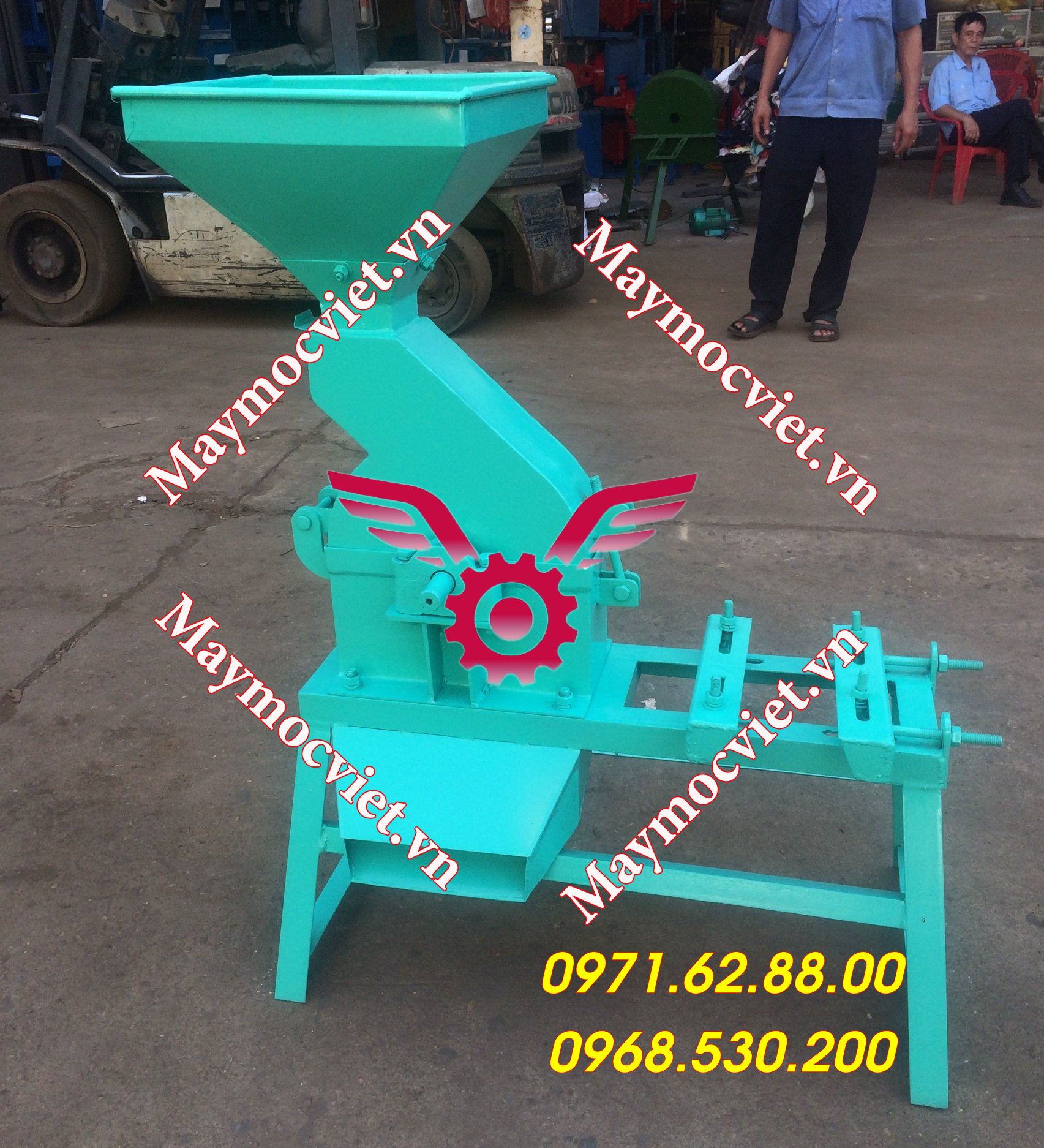 Máy nghiền bột cám cho gia súc gia cầm giá rẻ