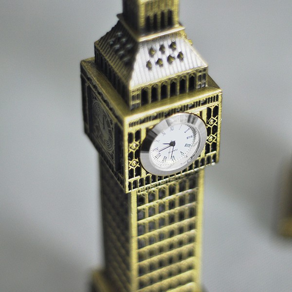 Mô hình trang trí tháp đồng hồ Big Ben London nước Anh bằng kim loại mạ màu
