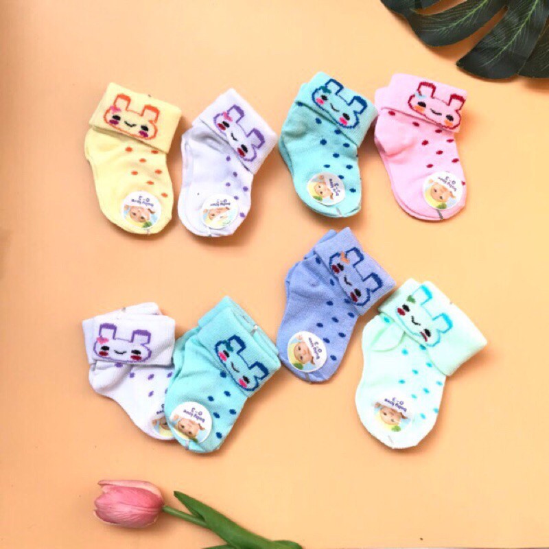 Set 2 đôi tất sơ sinh cho bé 0-6 tháng