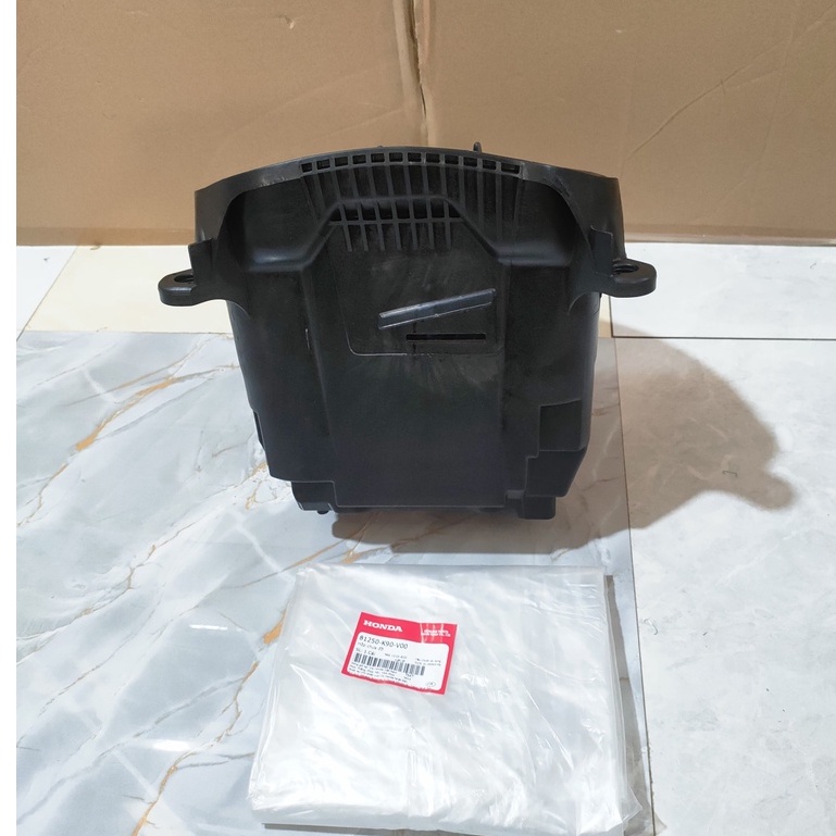 Hộp chứa đồ, thùng yên Wave RSX 110 2016 (81250K90V00)