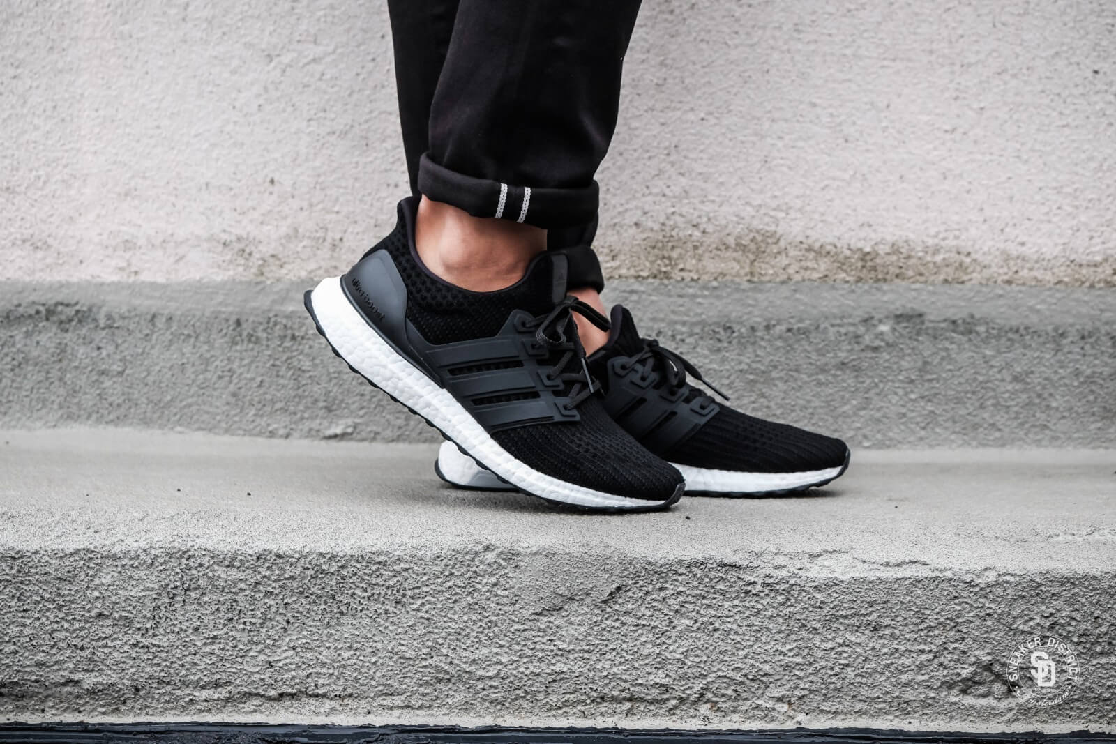 Giày running Ultra Boost 4.0 Core Black