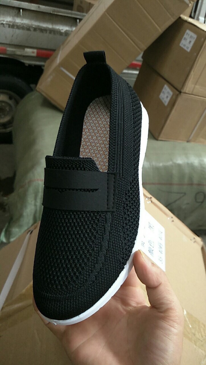 Giày slip on nữ co giãn chất mềm ôm chân
