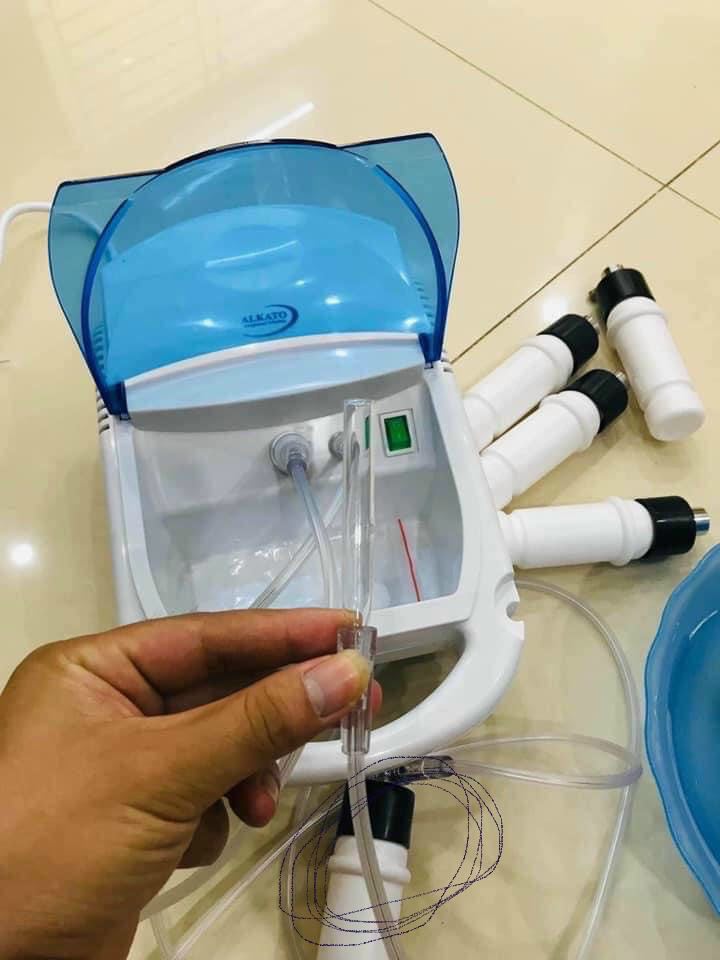 máy hút mụn akito
