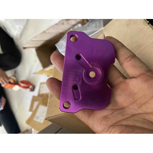 Nắp bơm nhớt cánh bướm CNC