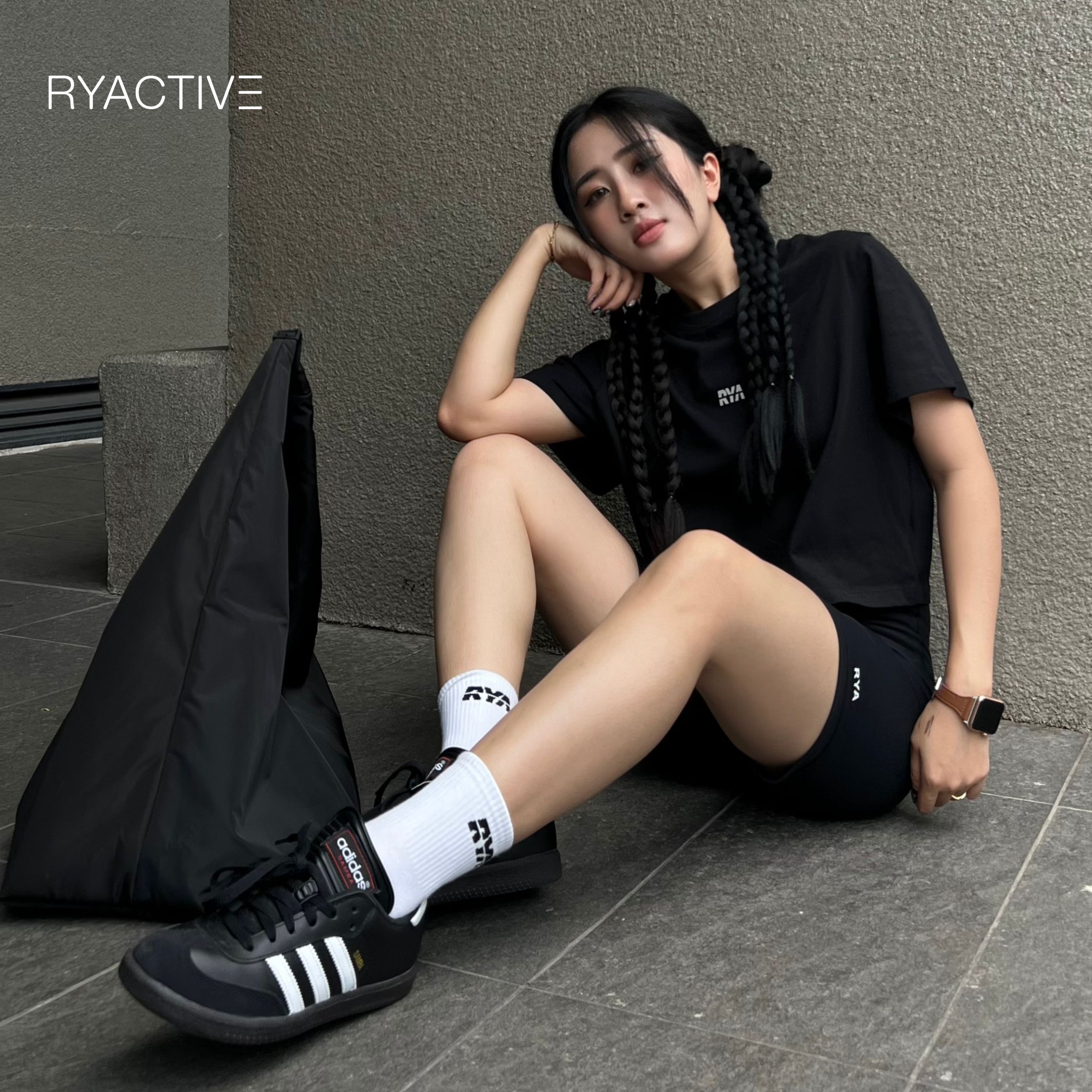 Áo thun croptop freesize RYACTIVE - COMFY CROPTOP Black