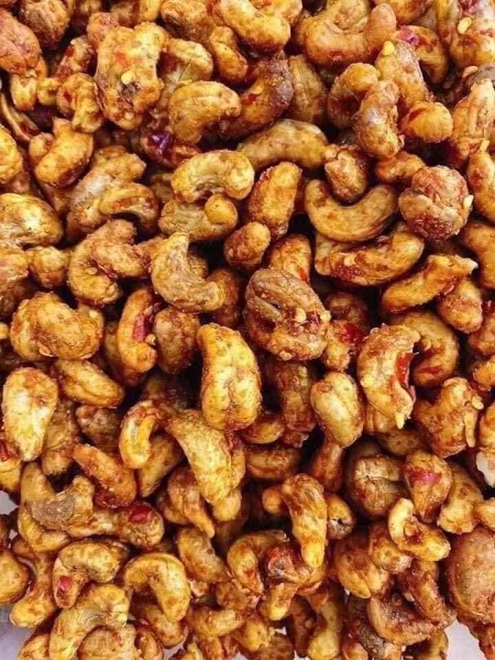 HẠT ĐIỀU RANG TỎI ỚT