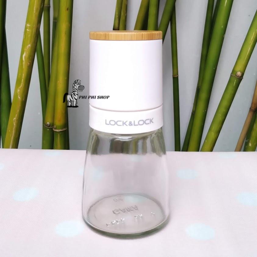 Cối xay tiêu thủy tinh Lock&Lock dung tích 140ml lưỡi sứ nắp gỗ sồi tiện dụng CKO115