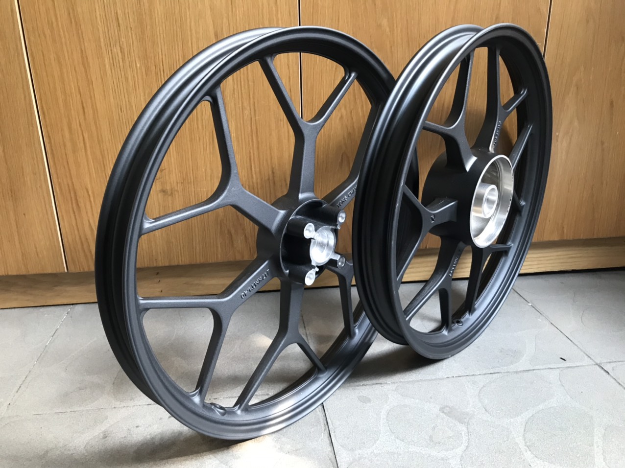 CẶP MÂM KIỂU SONIC 1 ĐĨA 110 GẮN ,WAVE S110,RSX,BLADE,FUTURE...