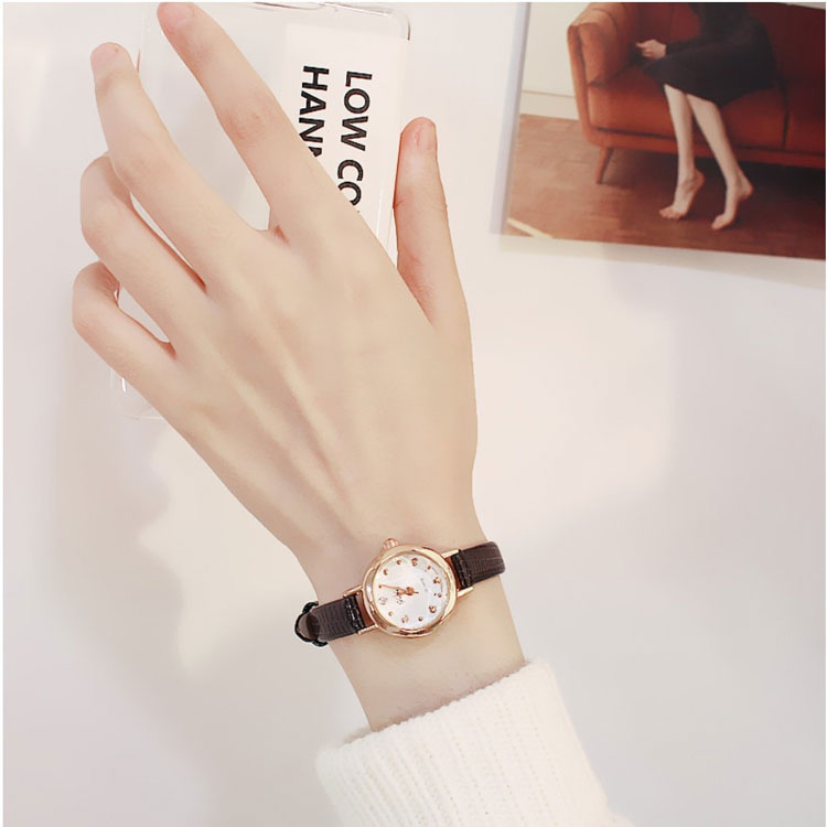 Đồng hồ nữ Yuhao dây da thời trang (Hồng đậm)