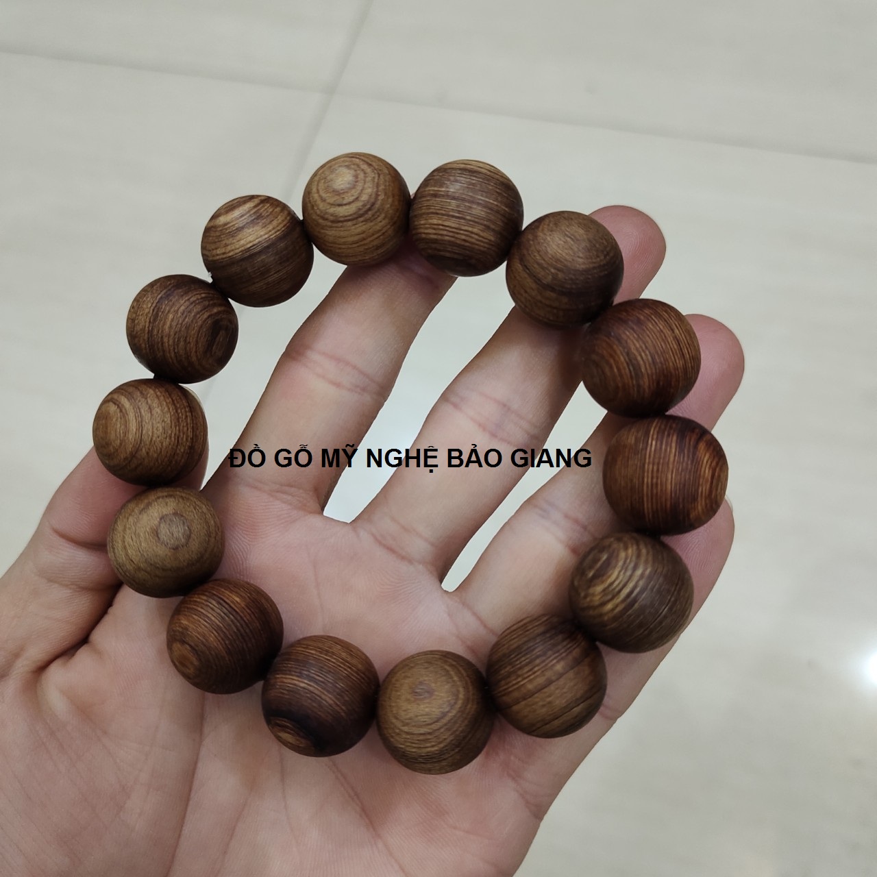 Vòng tay gỗ ngọc am thơm ngọt ngào size 16ly