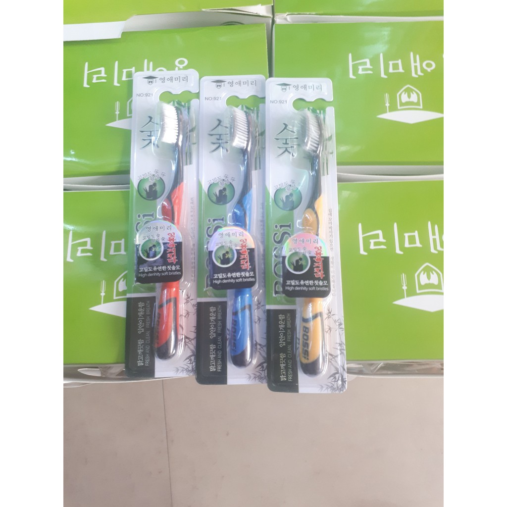 Combo 4 Bàn Chải Đánh Răng Than Tre Hoạt Tính Hàn Quốc