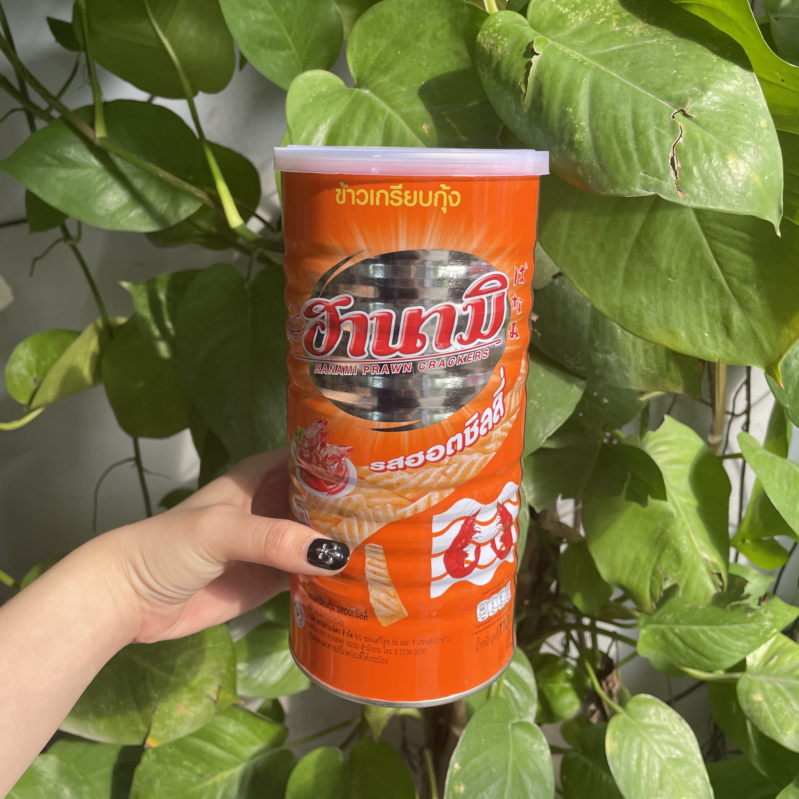 Snack Tôm Hanami Thái Lan Vị Ớt Hanami Prawn Crackers (Lon 110g-cam)