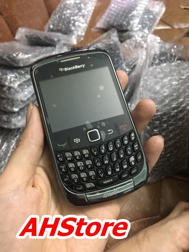 Điện thoại Blackberry 8520 hoặc 9300 97% - nhỏ xinh mà phong cách
