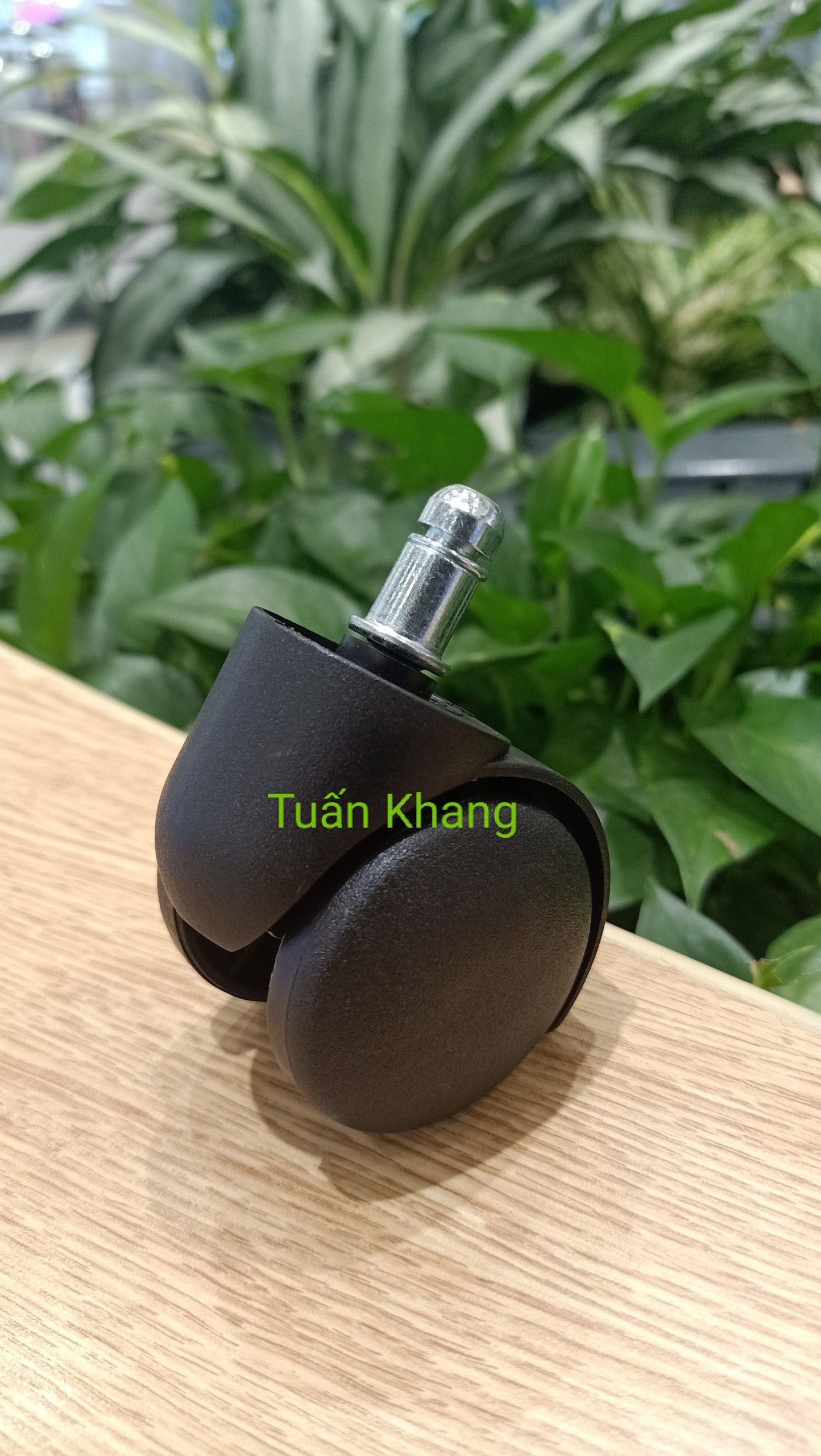Bánh xe ghế xoay văn phòng