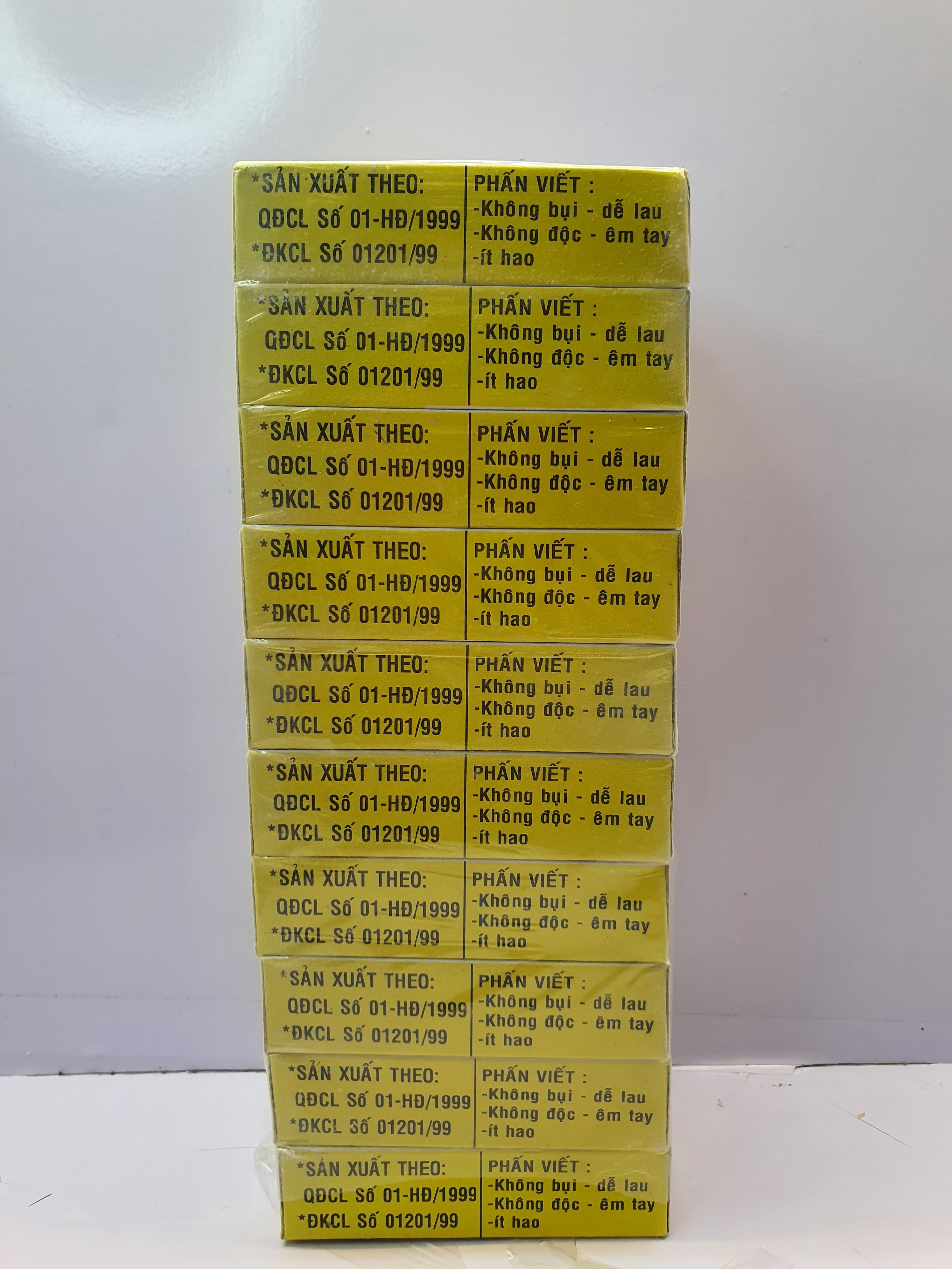 Phấn viết bảng Trắng - Phấn không bụi HADA (10 viên)