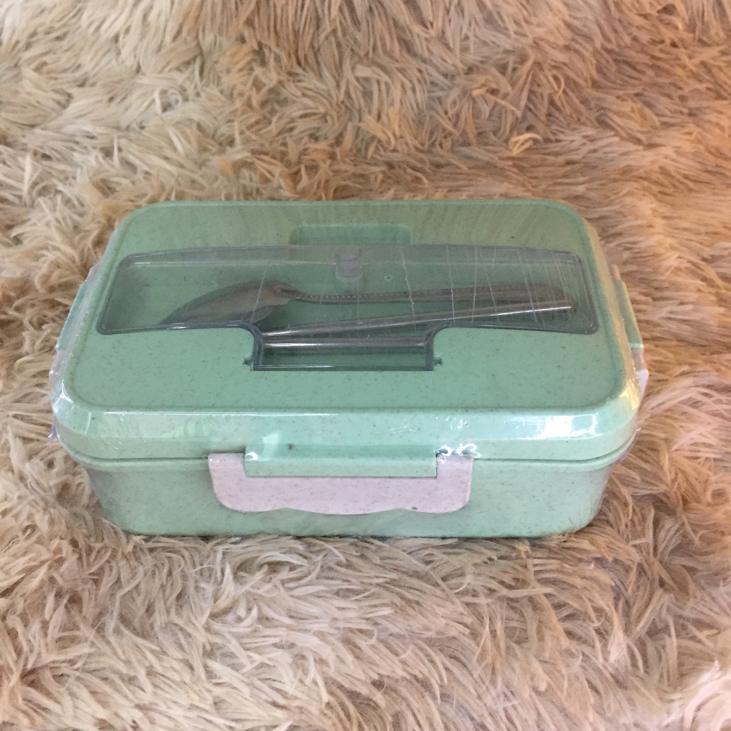 Hộp Cơm Lúa Mạch 3 Ngăn Kèm Thìa Inox
