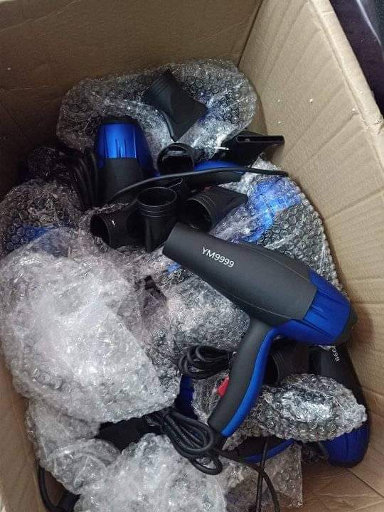 Ym9999 Hair Dryer Has a Capacity of 3000W