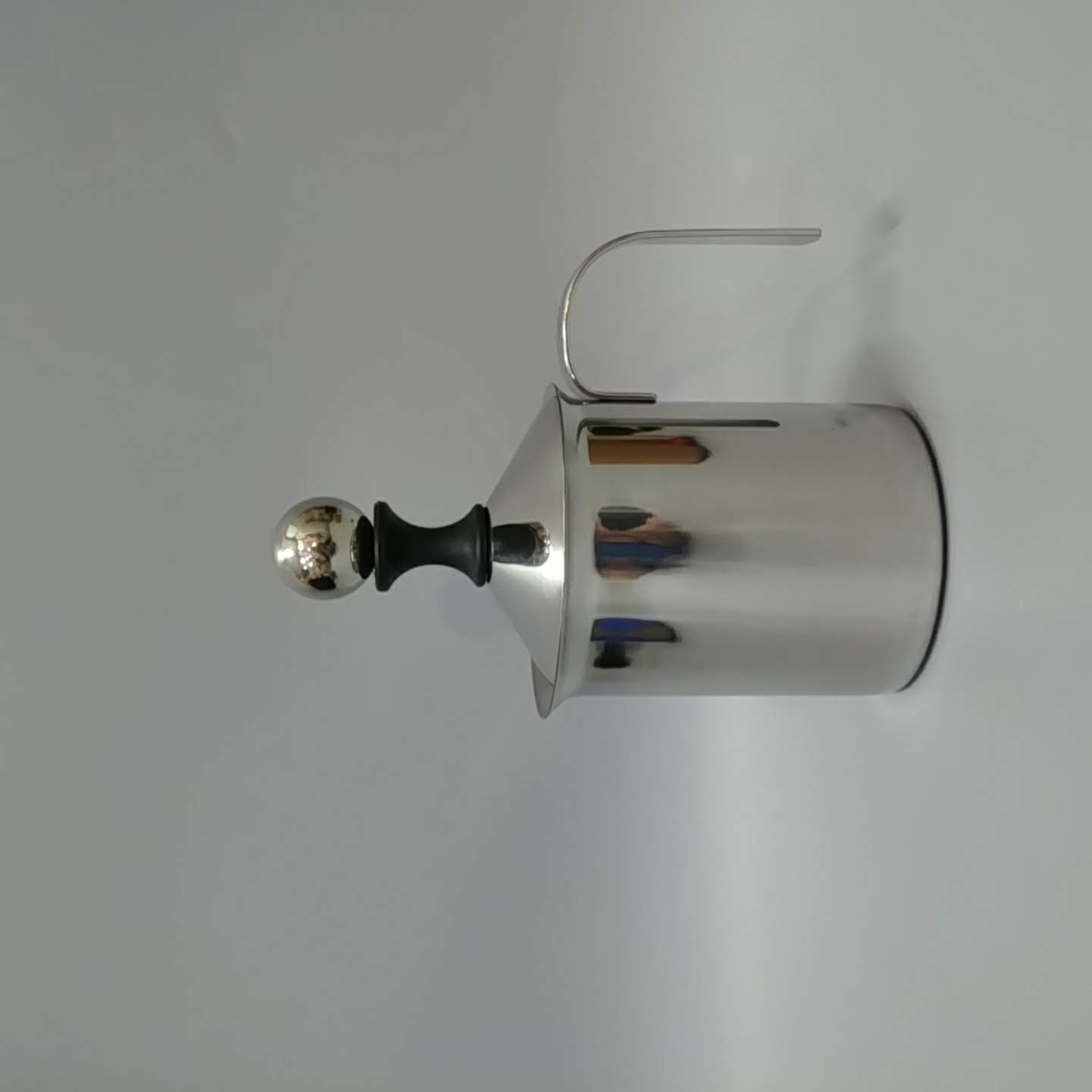 Ca đánh sữa lạnh tạo bọt bằng Inox dung tích 400ml