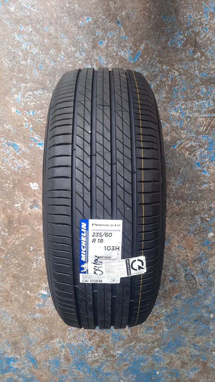 Lốp Michelin  235/60R18 Primacy 3ST