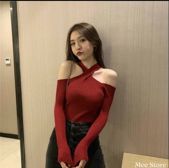 Áo thun gân chéo cổ tay dài ôm body phong cách