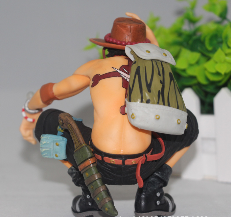 Mô hình One Piece - Mô hình Ace ngồi 13cm AC03