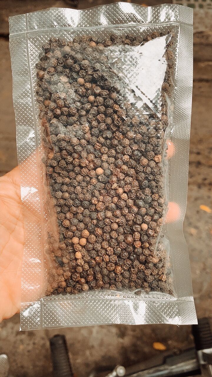 Tiêu đen đăk lăk 100gr loại ngon cay