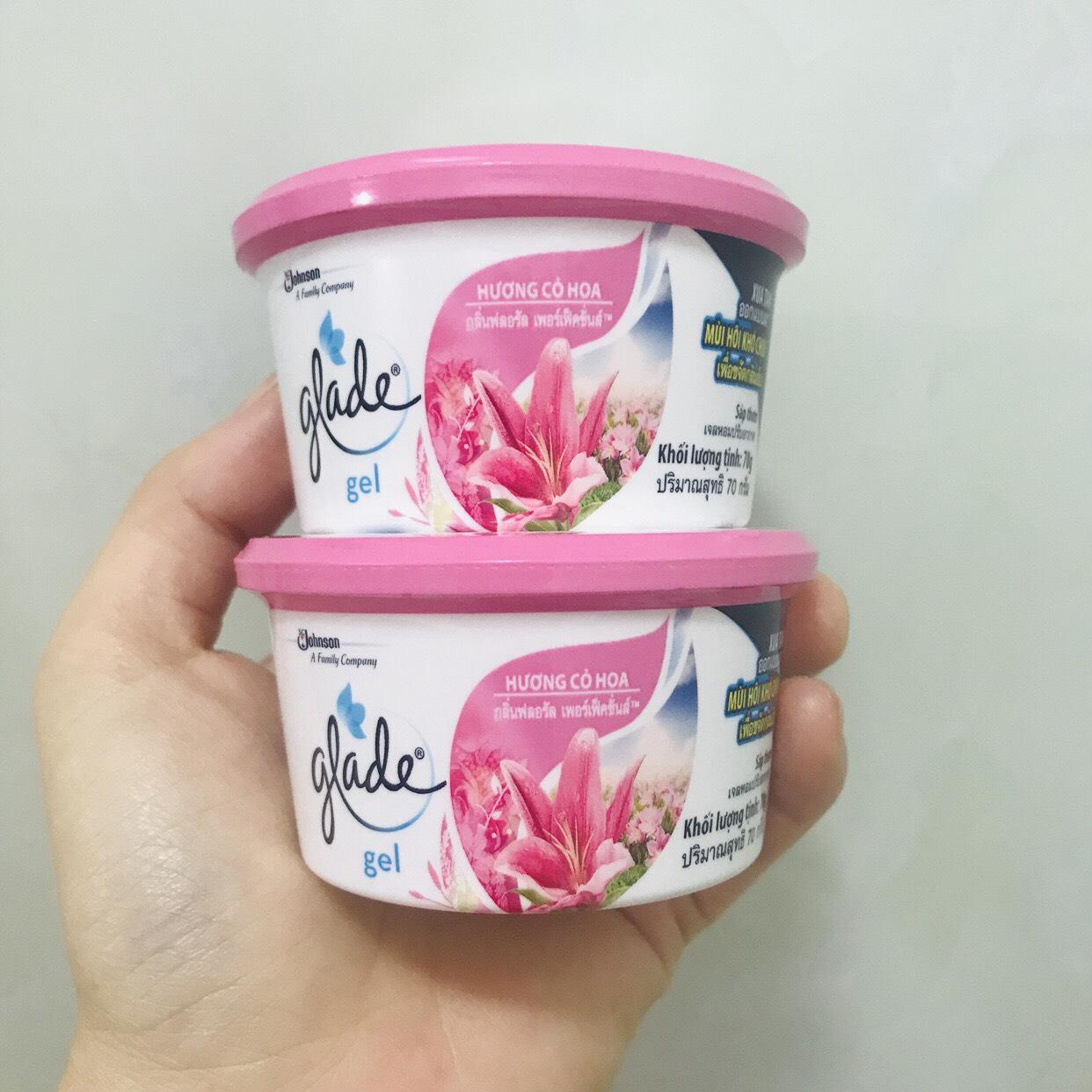 [HÀNG THÁI] COMBO 2 SÁP THƠM PHÒNG GLADE HƯƠNG CỎ HOA 70G