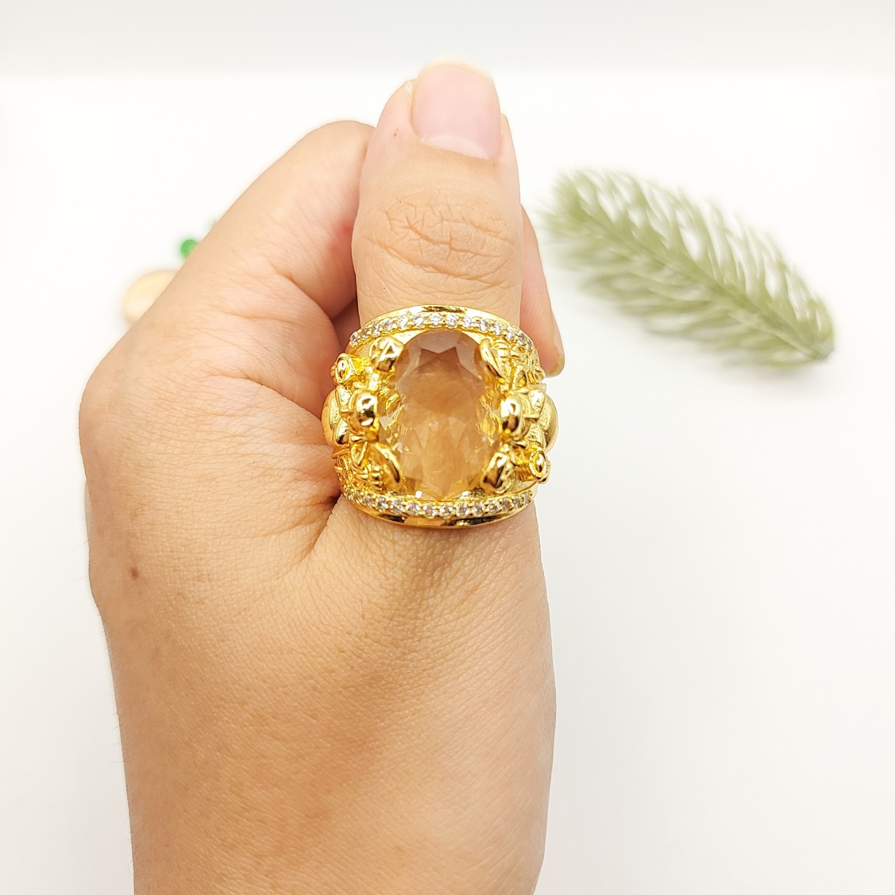 Nhẫn Nam Mạ Vàng 18K 40r Hình Ông Thần Tài Cầm Thỏi Vàng Và Đồng Điếu May Mắn, Tài Lộc Phong Thủy