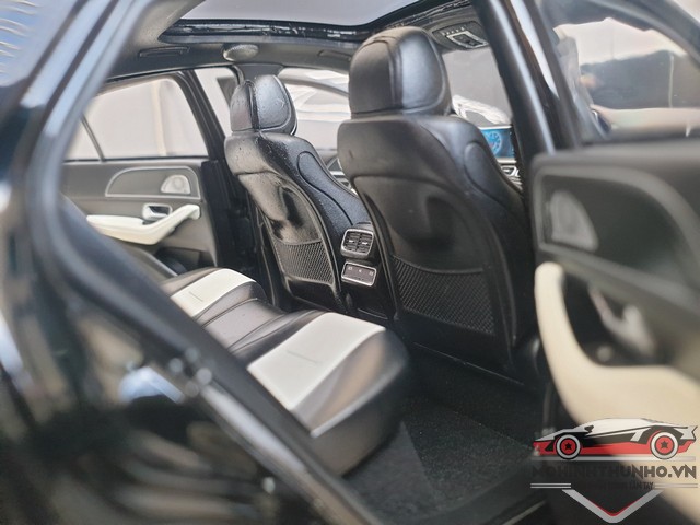 [HCM]Xe mô hình Mercedes GLE tỉ lệ 1:18