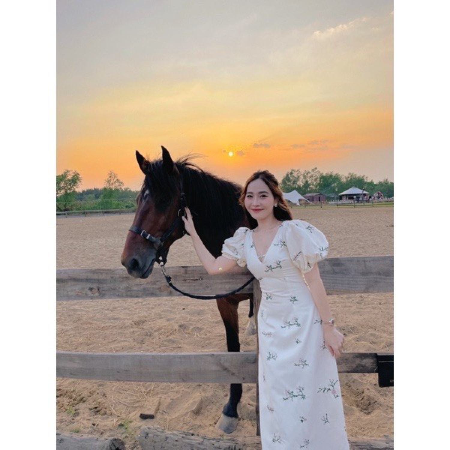 BIGSIZE đầm maxi cổ V tay bồng