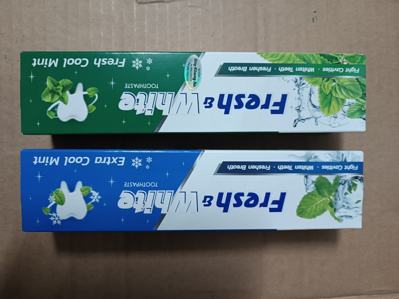 [HCM]Kem đánh răng Fresh and White 160g Nhập khẩu Thái Lan