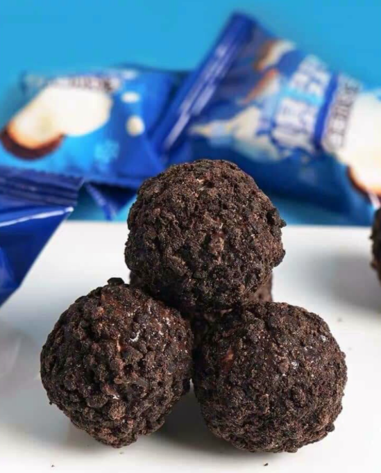 BÁNH SOCOLA OREO 3 LỚP TAN CHẢY