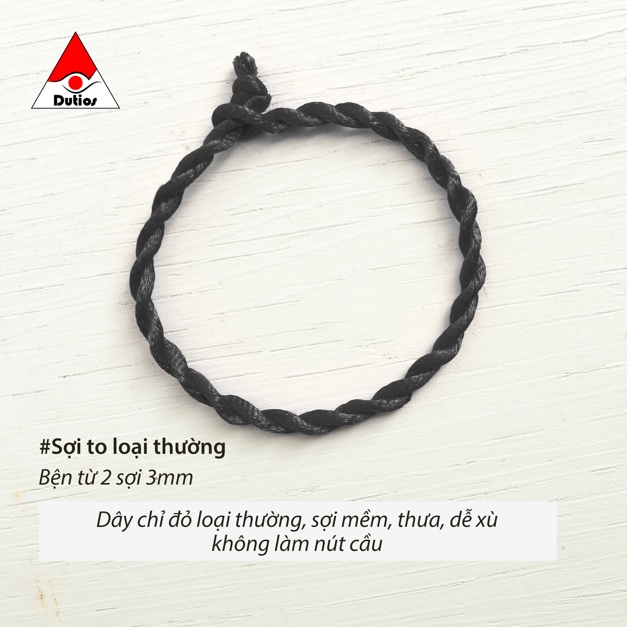 Vòng tay sợi chỉ đỏ may mắn thắt nút quả cầu loại đẹp dutios - vnm003