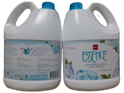 [HCM](KTT) Nước giặt xã lưu hương ESSENCE can 3500 ml màu xanh -Thái Lan
