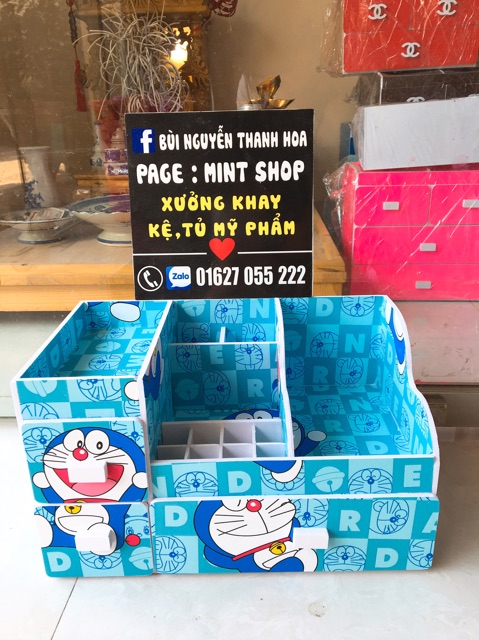 Kệ mỹ phẩm max 35cm doraemon