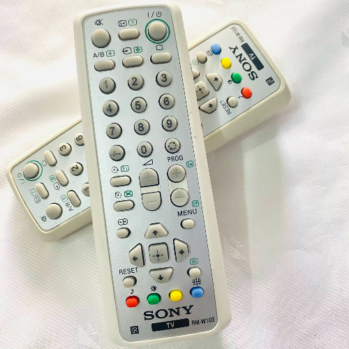 REMOTE TIVI SONY ĐỜI CŨ W103 . Tặng kèm pin