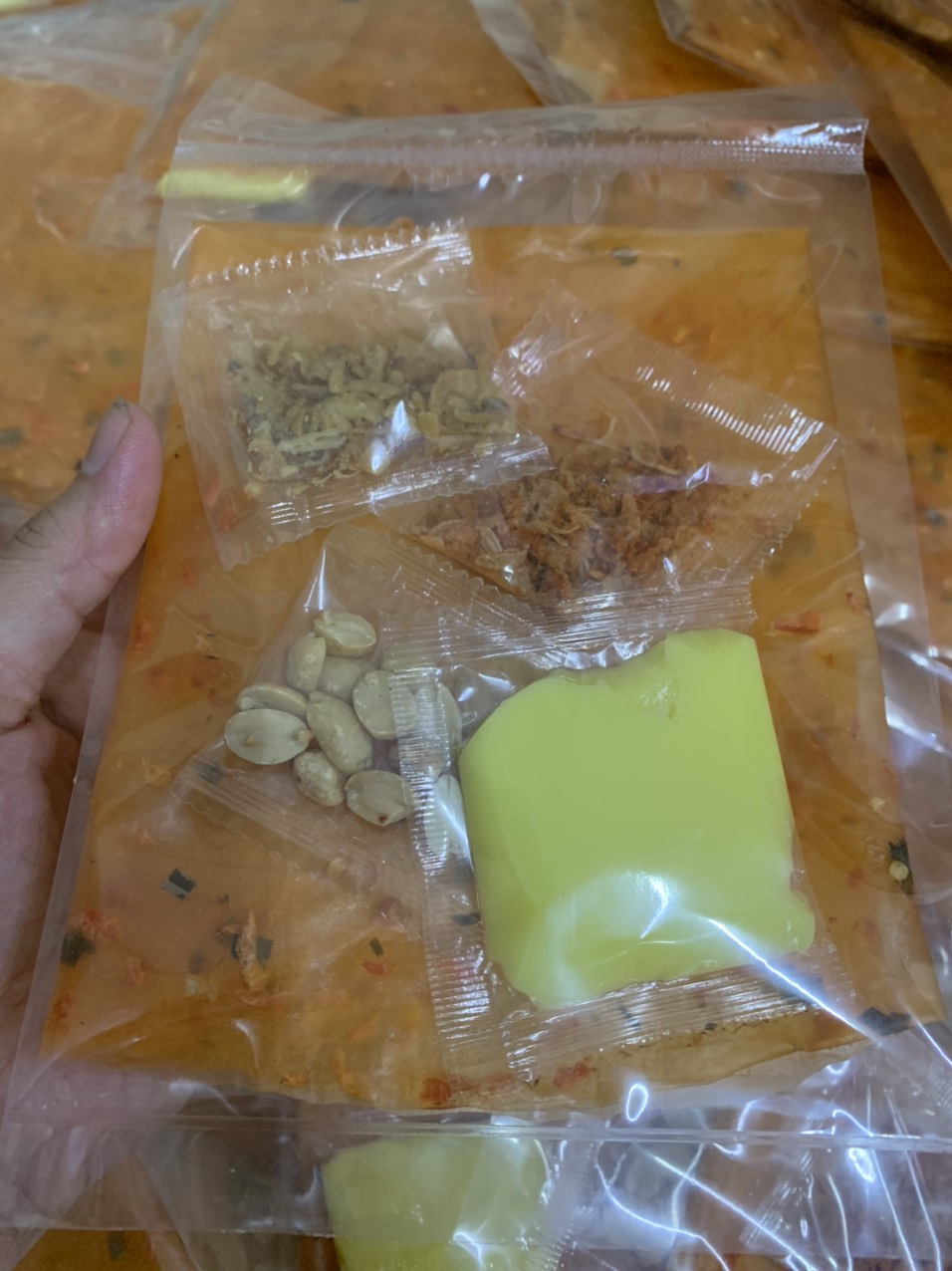 [HCM]BÁNH TRÁNG BƠ SATE CAY