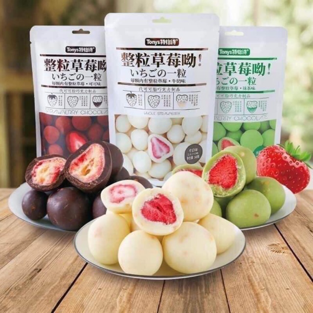 Kẹo Socola Bọc Dâu Tây Sấy 60g (3 vị Sữa, Matcha, Choco Truyền Thống)