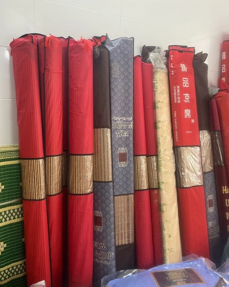 Chiếu trúc chiếu tre mộc chiếu trúc gập đôi mặt vân gỗ viền lụa đủ cỡ nằm mát lạnh